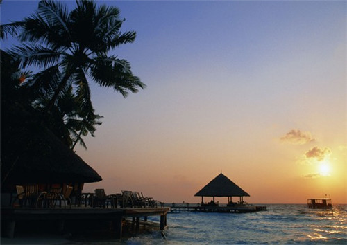 栎字男孩起名寓意好吗（栎字用在男孩名字中的寓意）